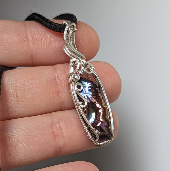 Freshwater Pearl Pendant in Sterling Silver