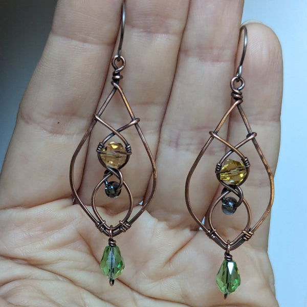 Dangle Earrings in Oxidized Copper