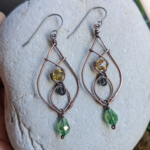 Dangle Earrings in Oxidized Copper