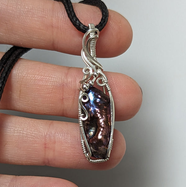 Freshwater Pearl Pendant in Sterling Silver