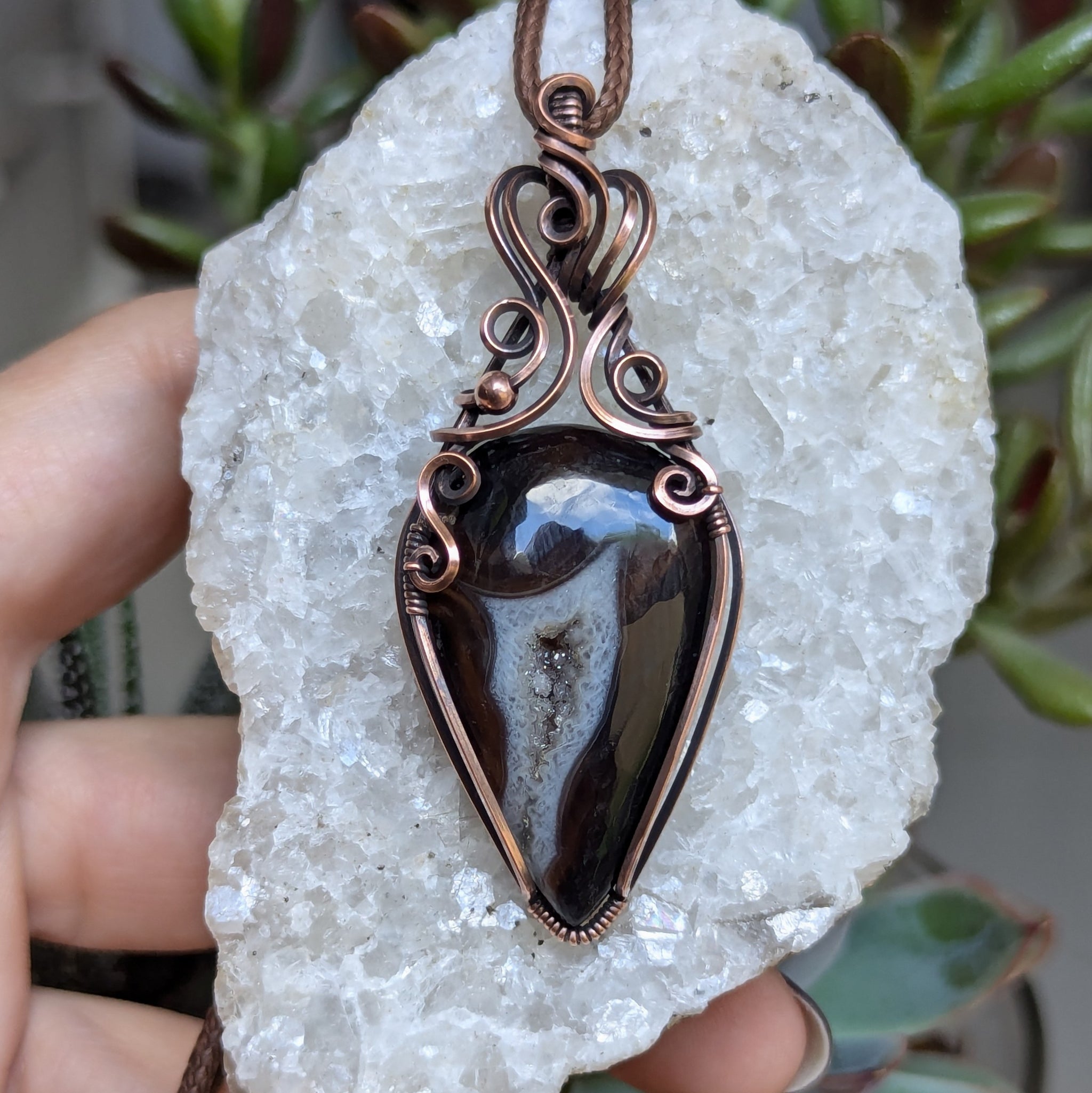 PXL_20250117_002851856_2048x.