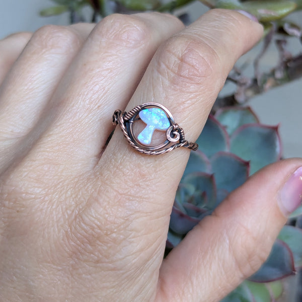 Mushroom Size 7 Ring in Oxidized Copper