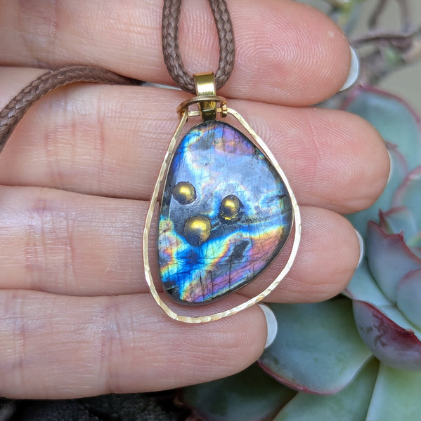 Labradorite Gold/Bronze Pendant