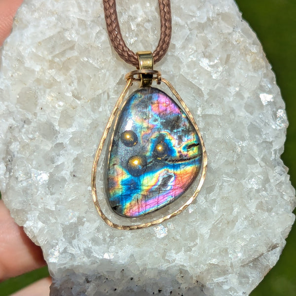 Labradorite Gold/Bronze Pendant