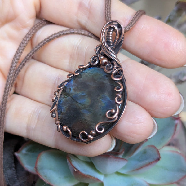 Labradorite Swirly Wire Wrapped Pendant in Oxidized Copper