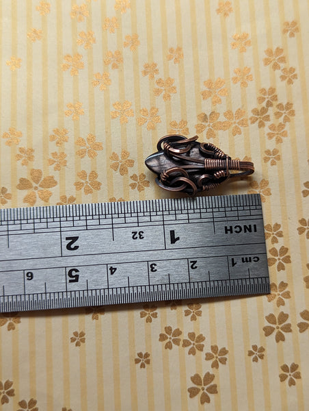 Hypersthene Mini Pendant in Oxidized Copper